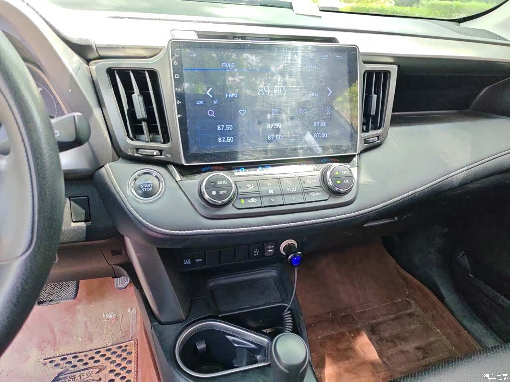 Toyota RAV4, 2018 10