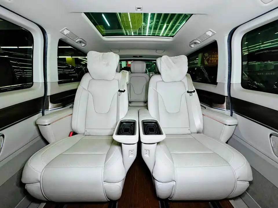 Mercedes-Benz V-class Mercedes-Benz V-class