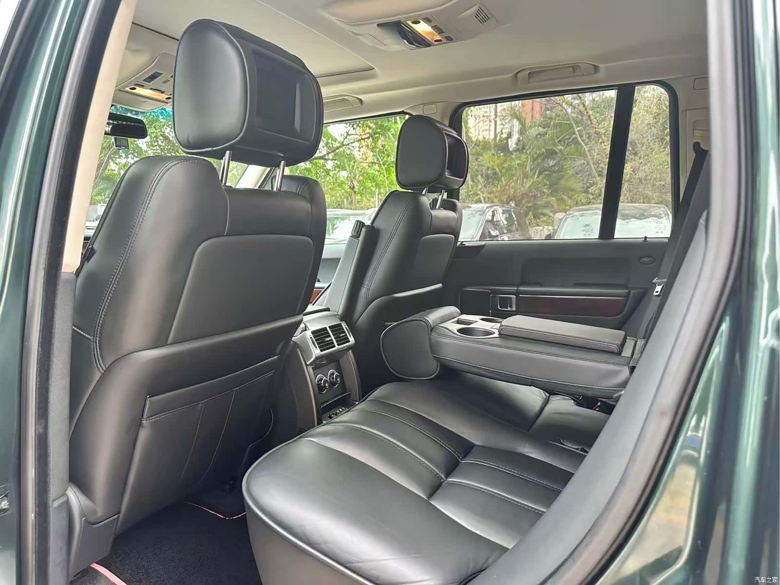 Land Rover Range Rover, 2011 7