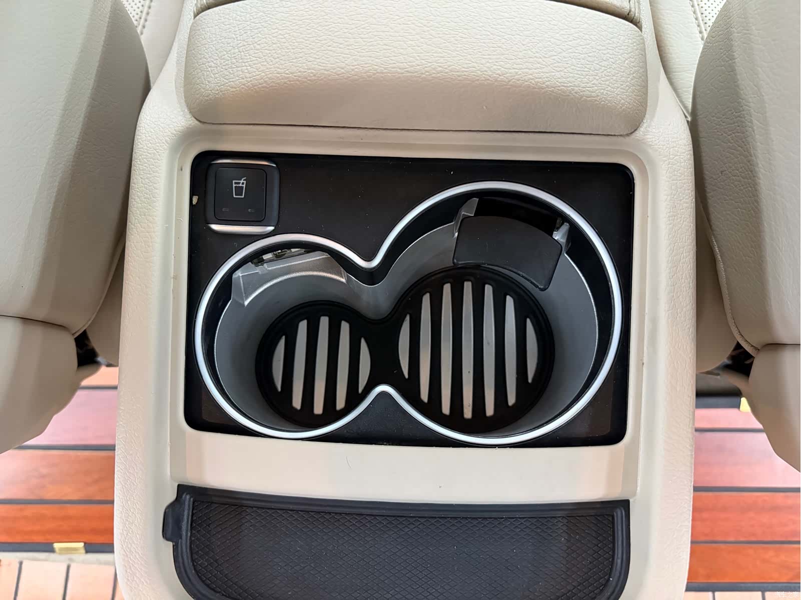 Mercedes-Benz V-Class, 2020 все фото