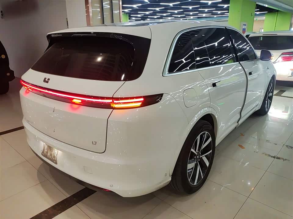Li Auto Ideal L7