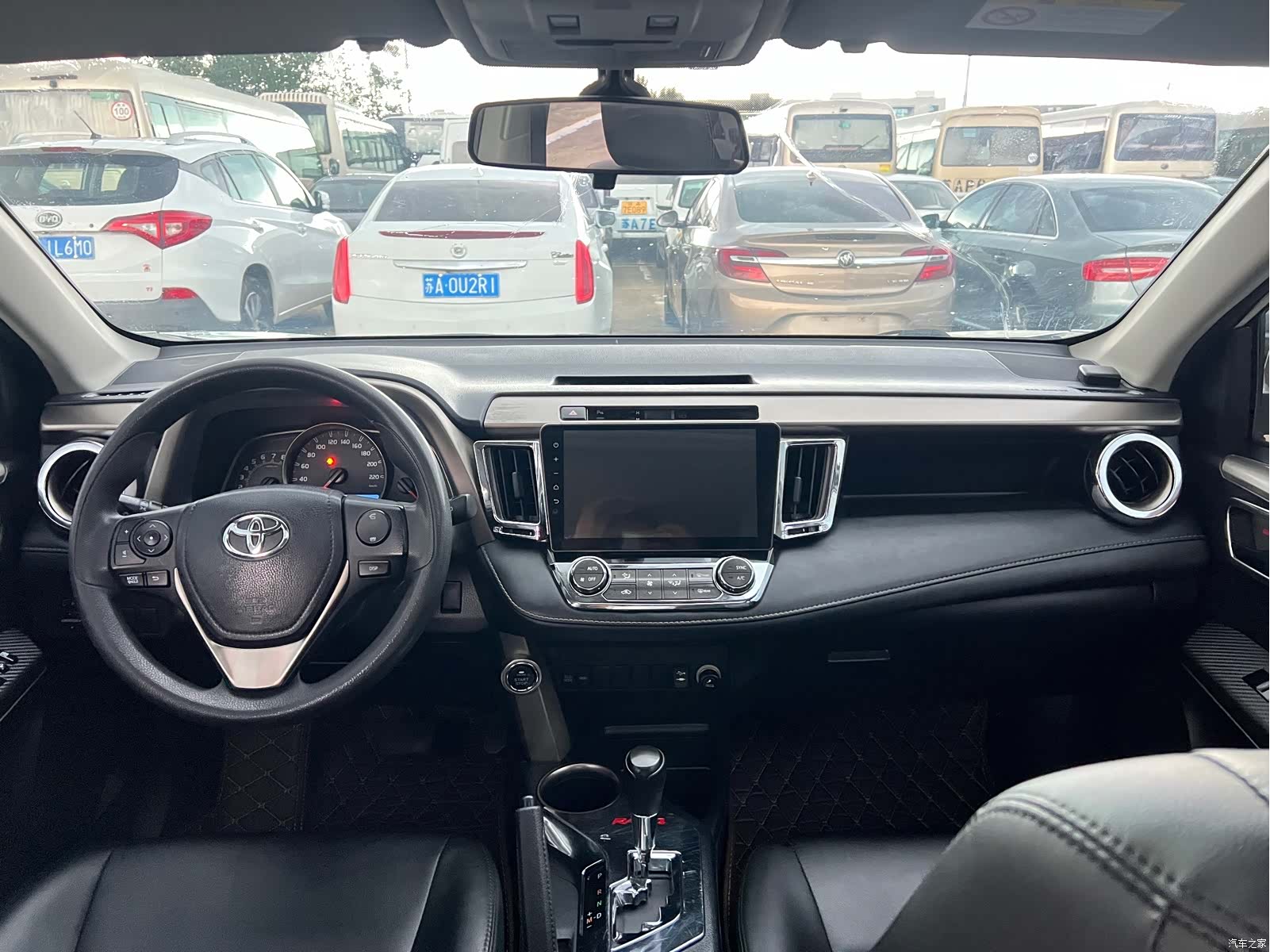 Toyota RAV4, 2016 14