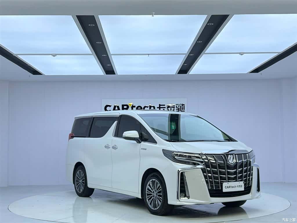 Toyota Alphard, 2022 7