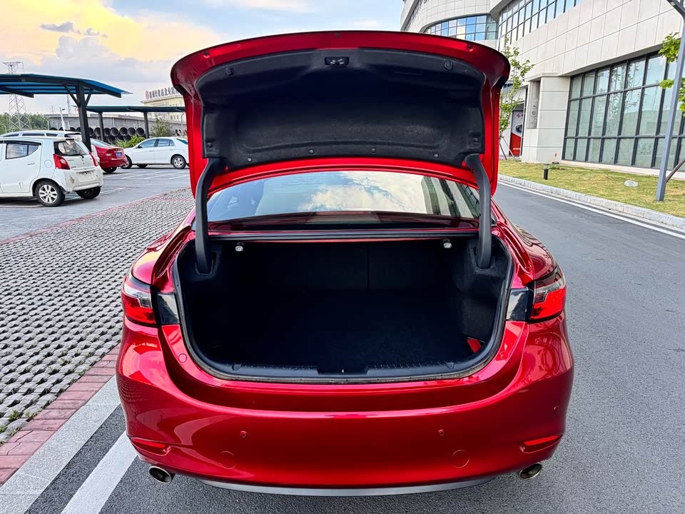Mazda Atez