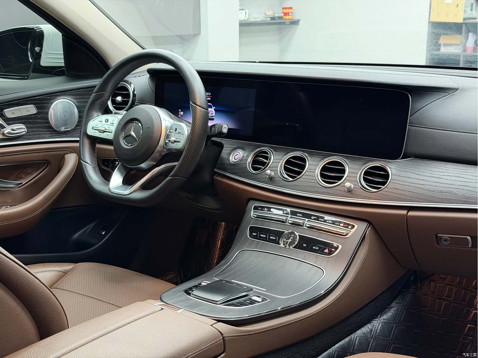 Mercedes-Benz E-Class, 2020 8