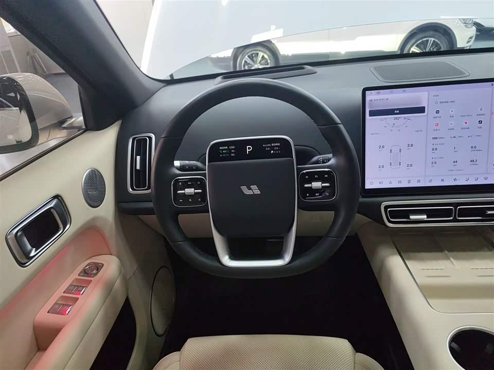 Li Auto Ideal L6