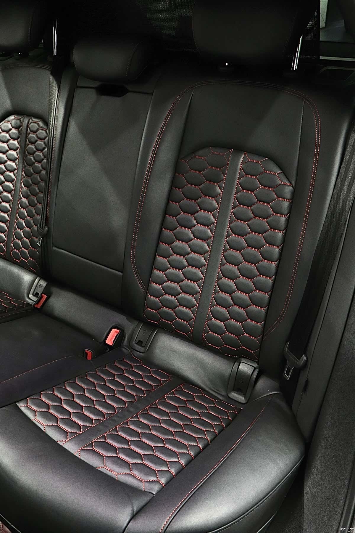 Audi RS, 2019 14