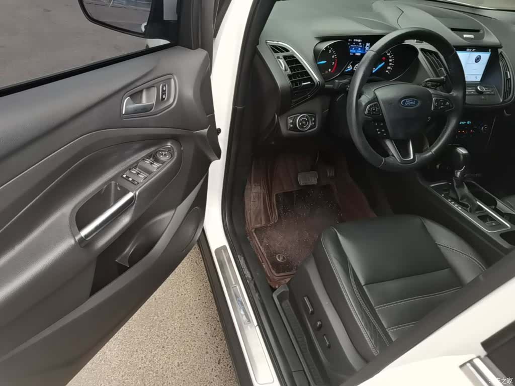 Ford Kuga, 2017 16
