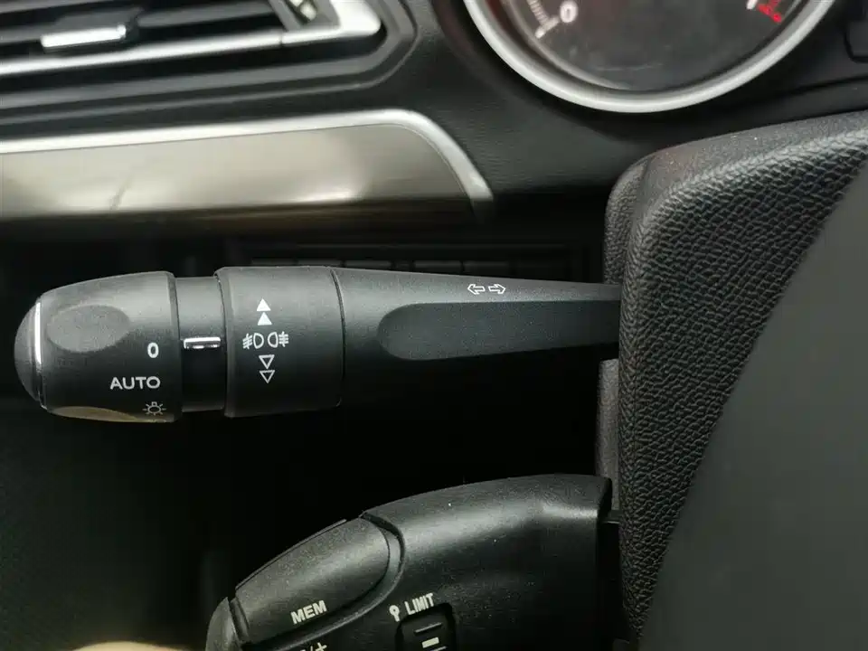 Peugeot 408 Peugeot 408