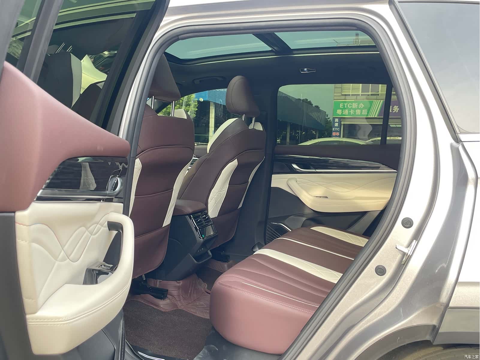 Geely Xingyue L, 2024 13