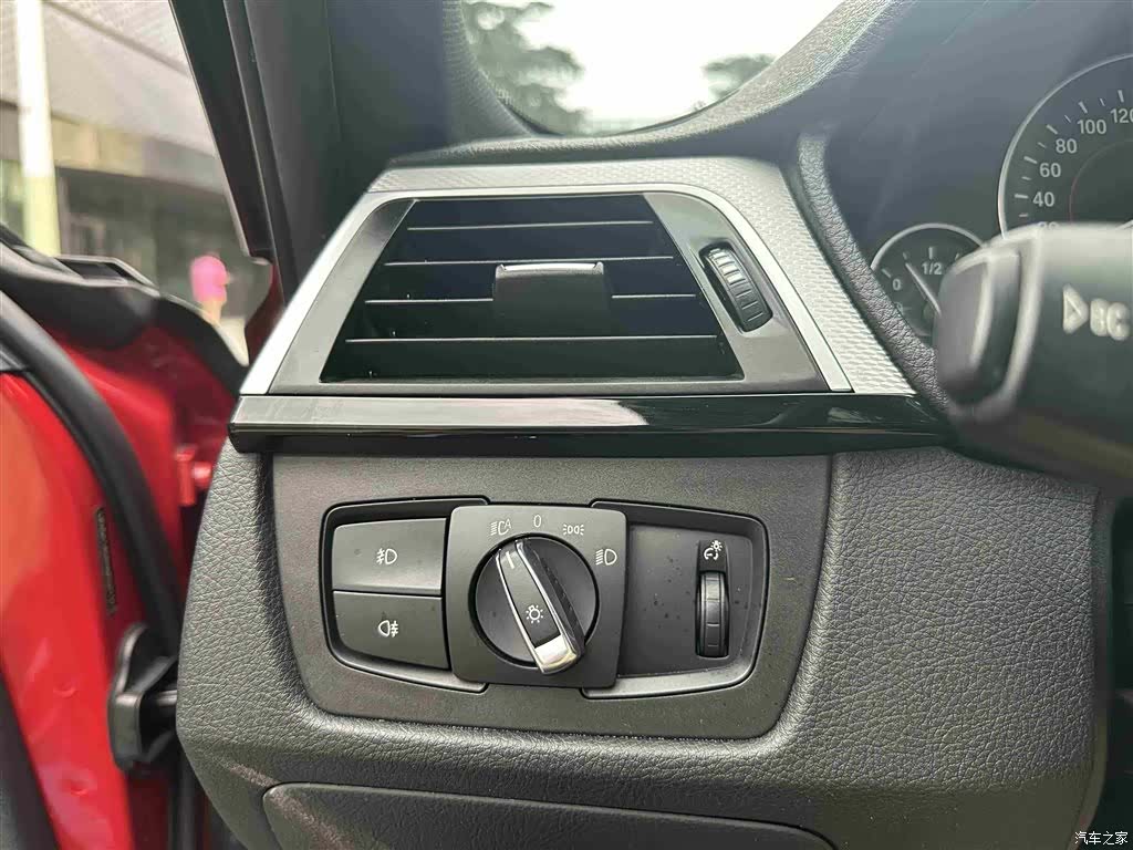 BMW 3 Series, 2017 18