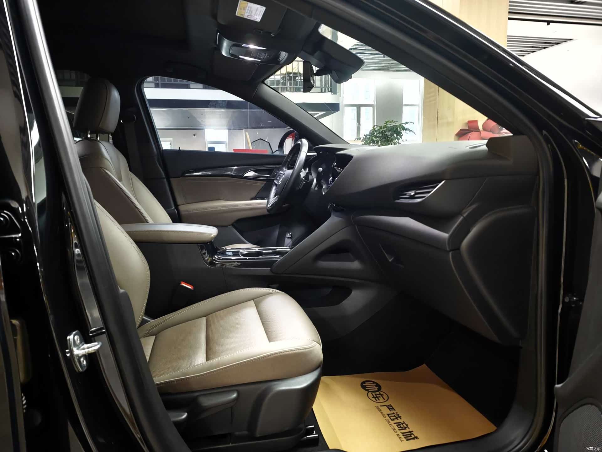 Buick Envision Plus, 2021 все фото