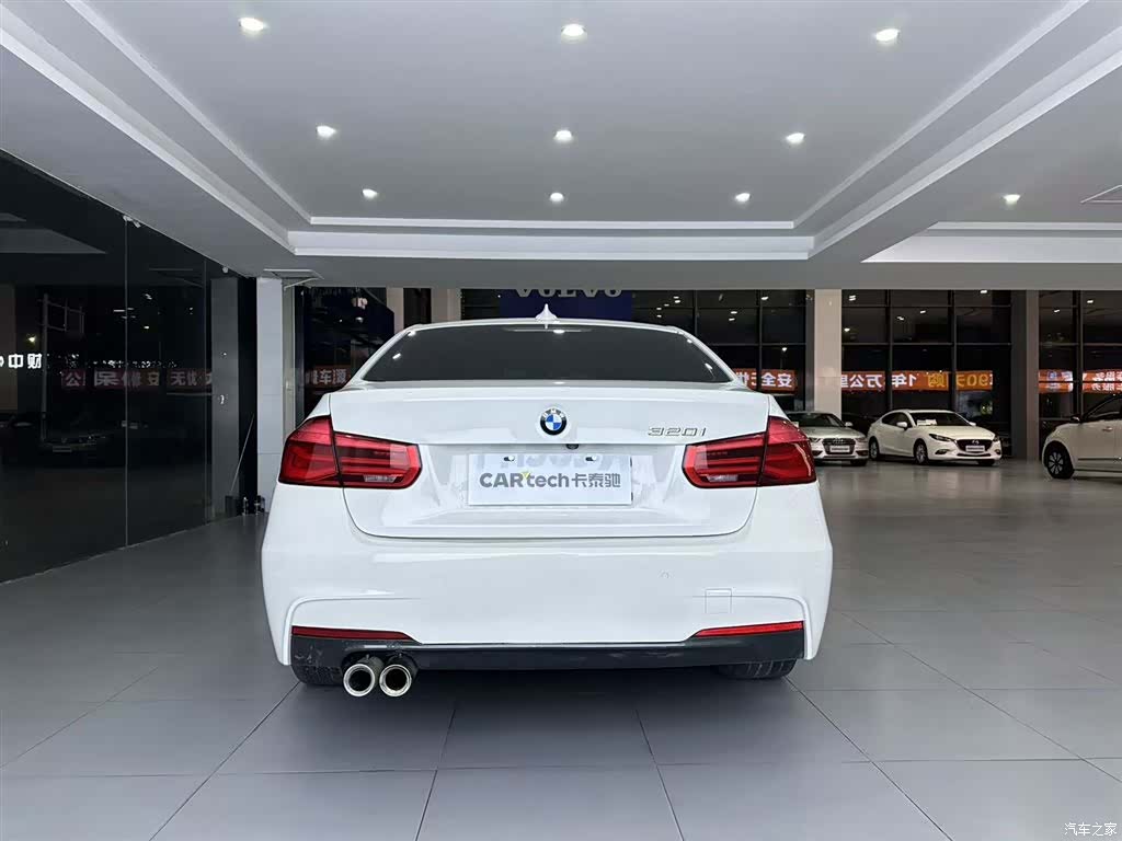 BMW 3 Series, 2018 все фото
