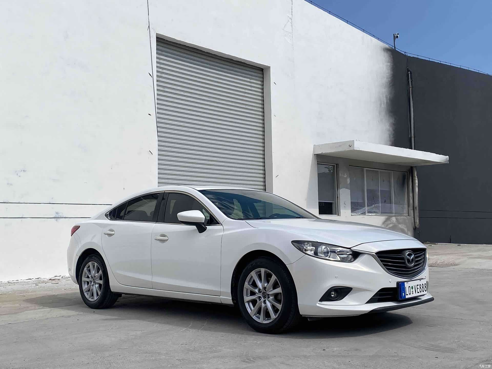 Mazda Atenza, 2014 3