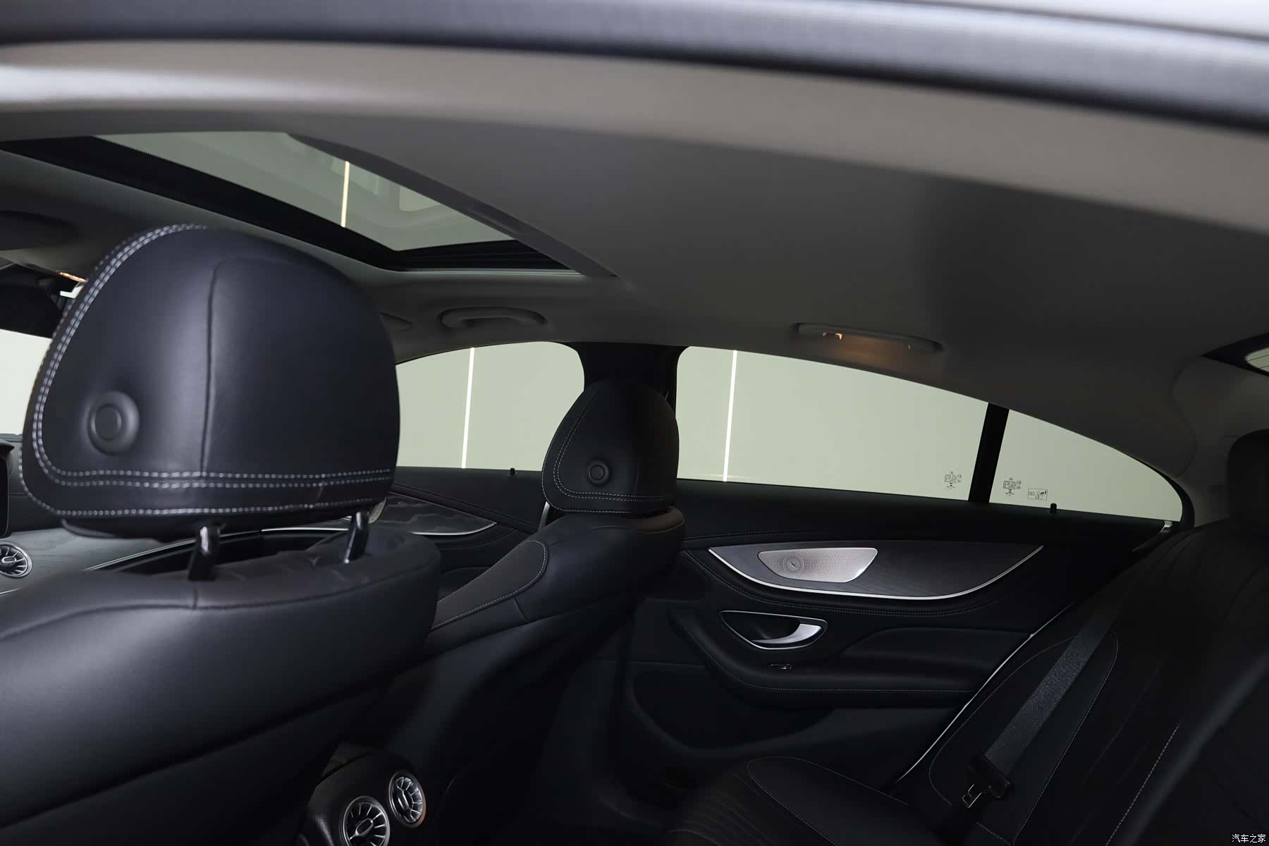 Mercedes-Benz CLS, 2022 25