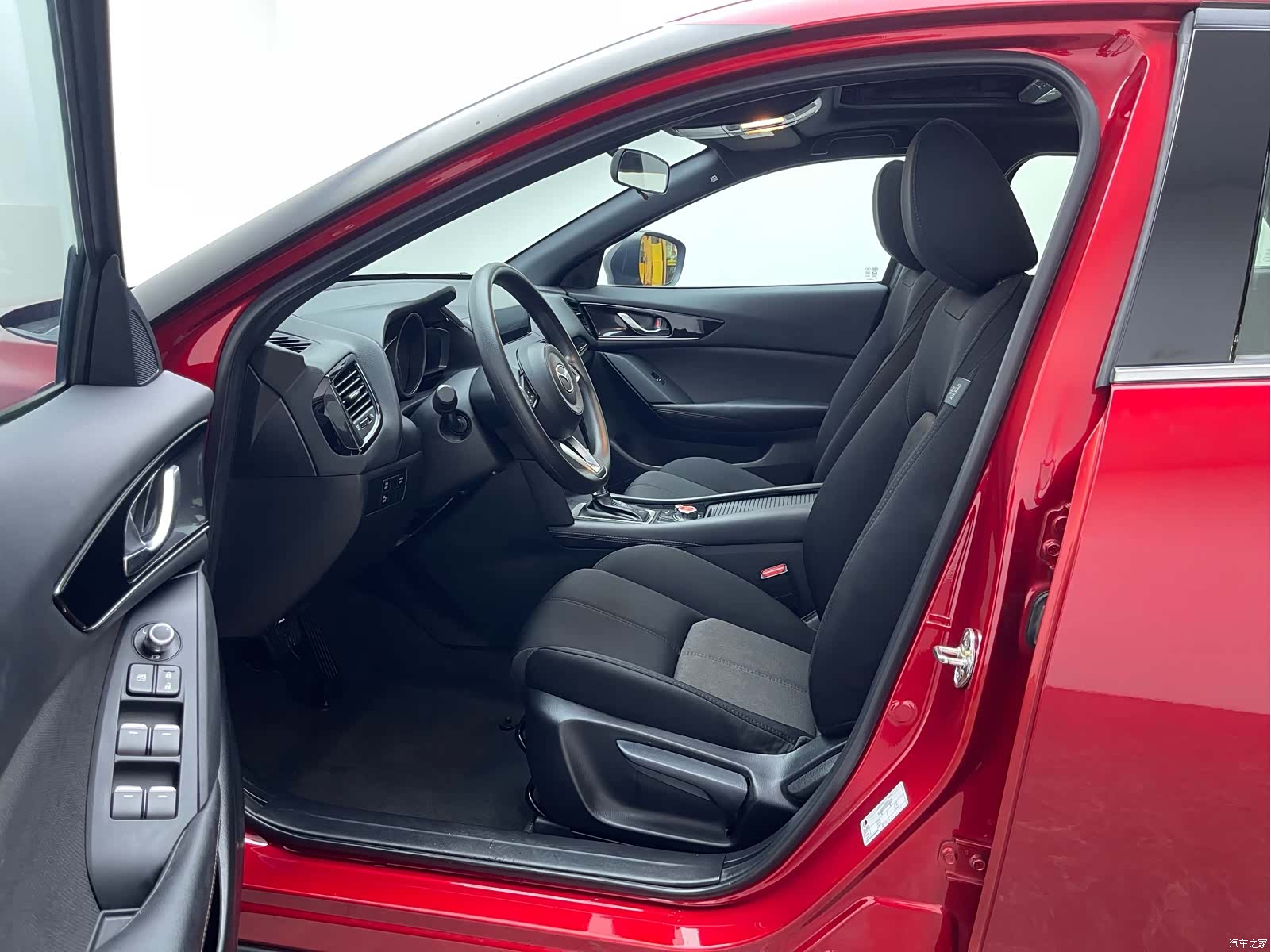 Mazda CX-4, 2021 10