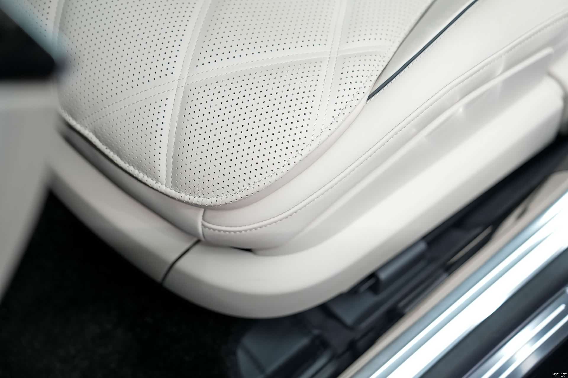 Maybach S-Class, 2026 21