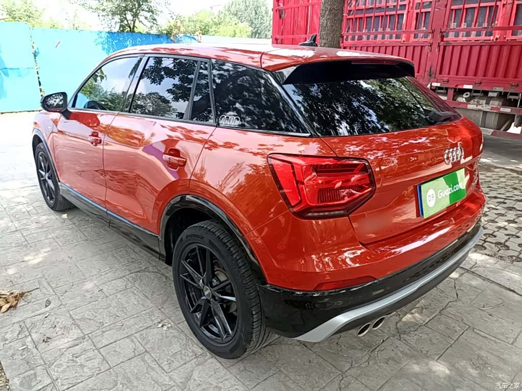 Audi Q2L, 2020 все фото