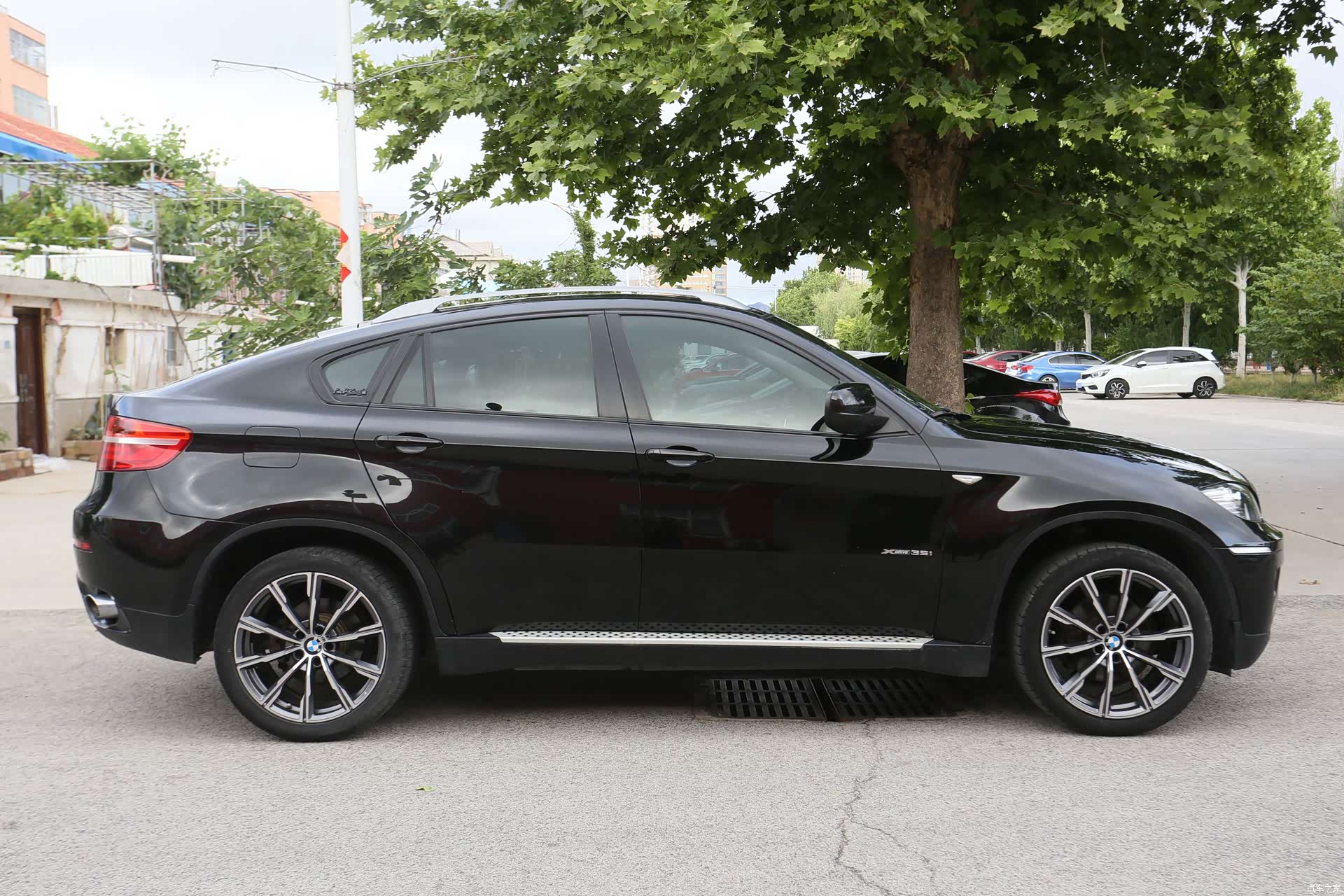 BMW X6, 2013 11