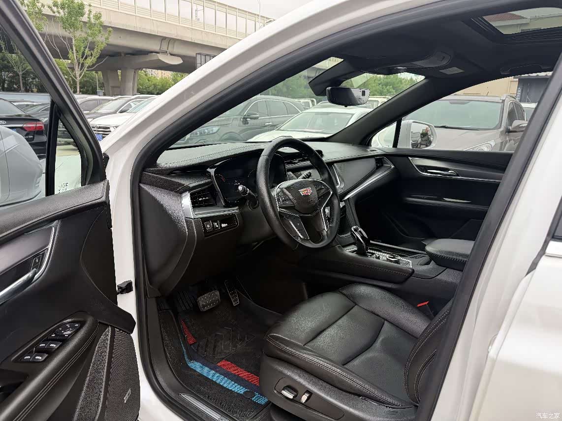 Cadillac XT5, 2020 4