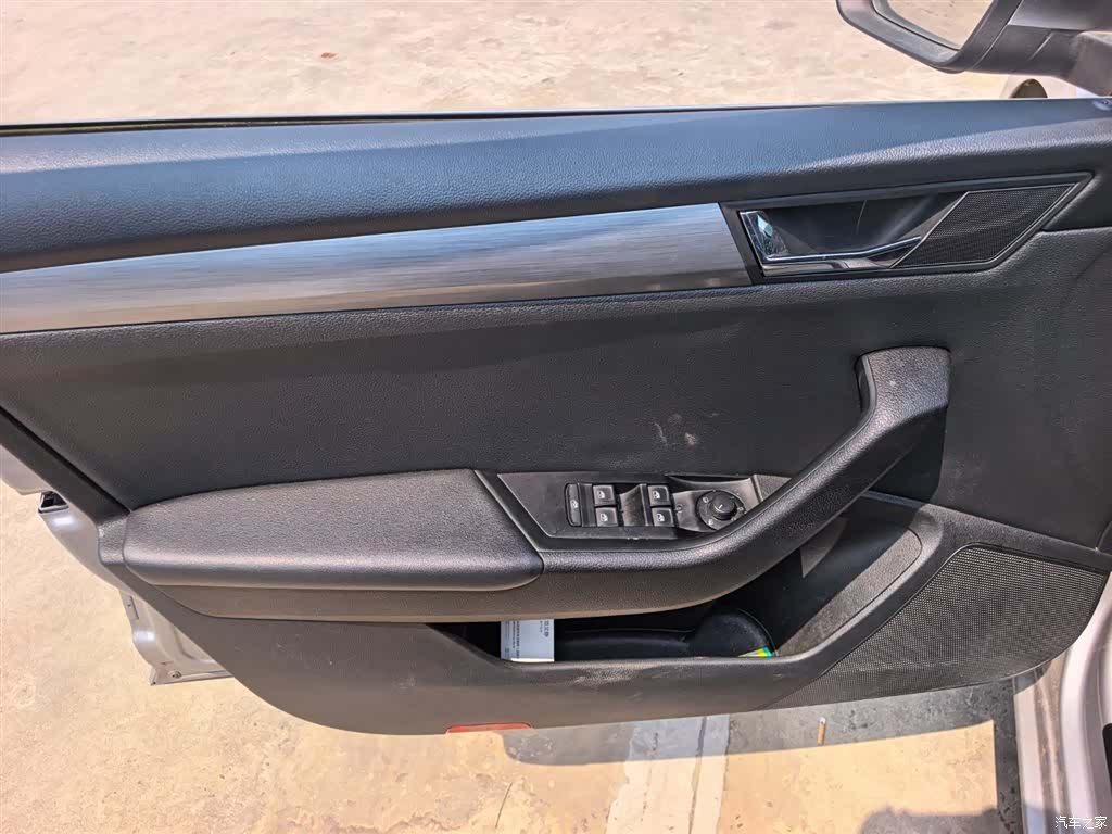 Skoda Superb, 2018 7