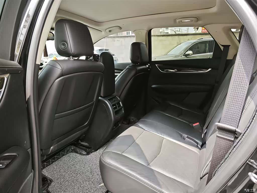 Cadillac XT5, 2017 8