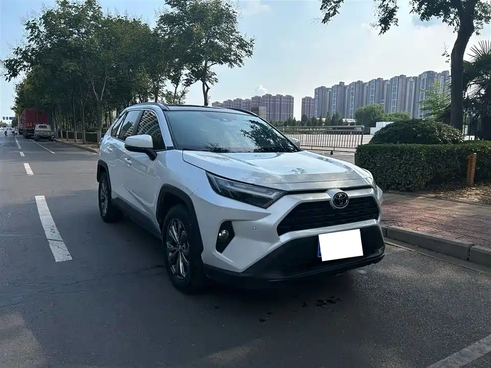 Toyota RAV4 Rongfang
