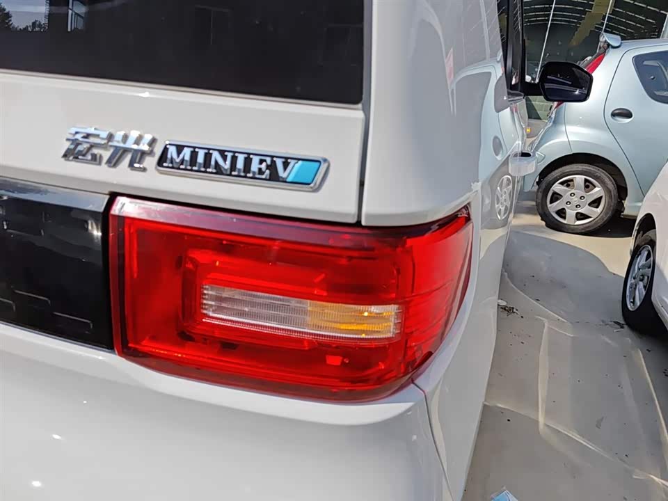Wuling Hongguang MINIEV Wuling Hongguang MINIEV