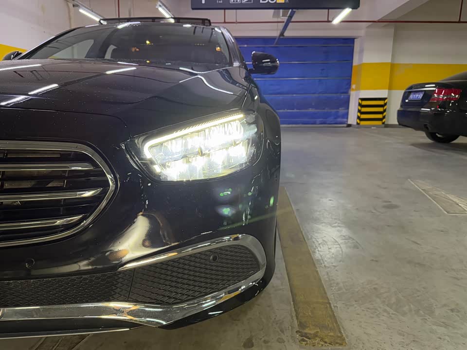 Mercedes-Benz E-class Mercedes-Benz E-class