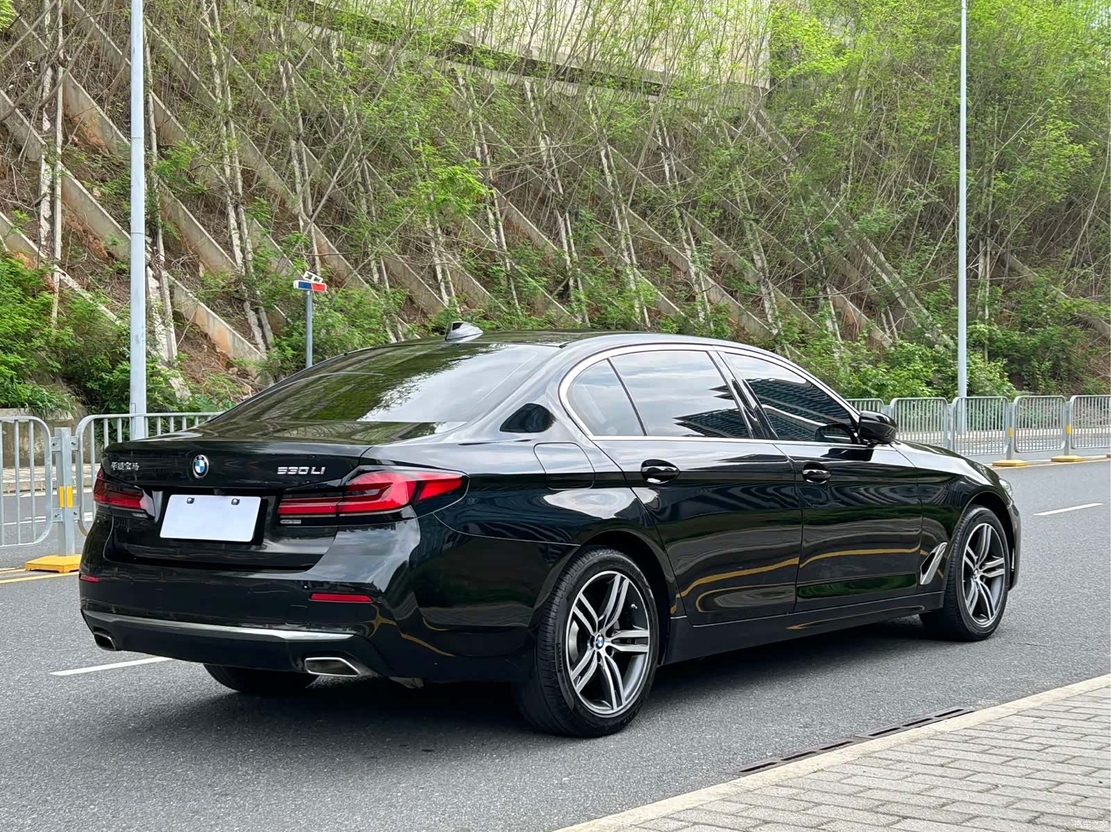BMW 5 Series, 2022 11
