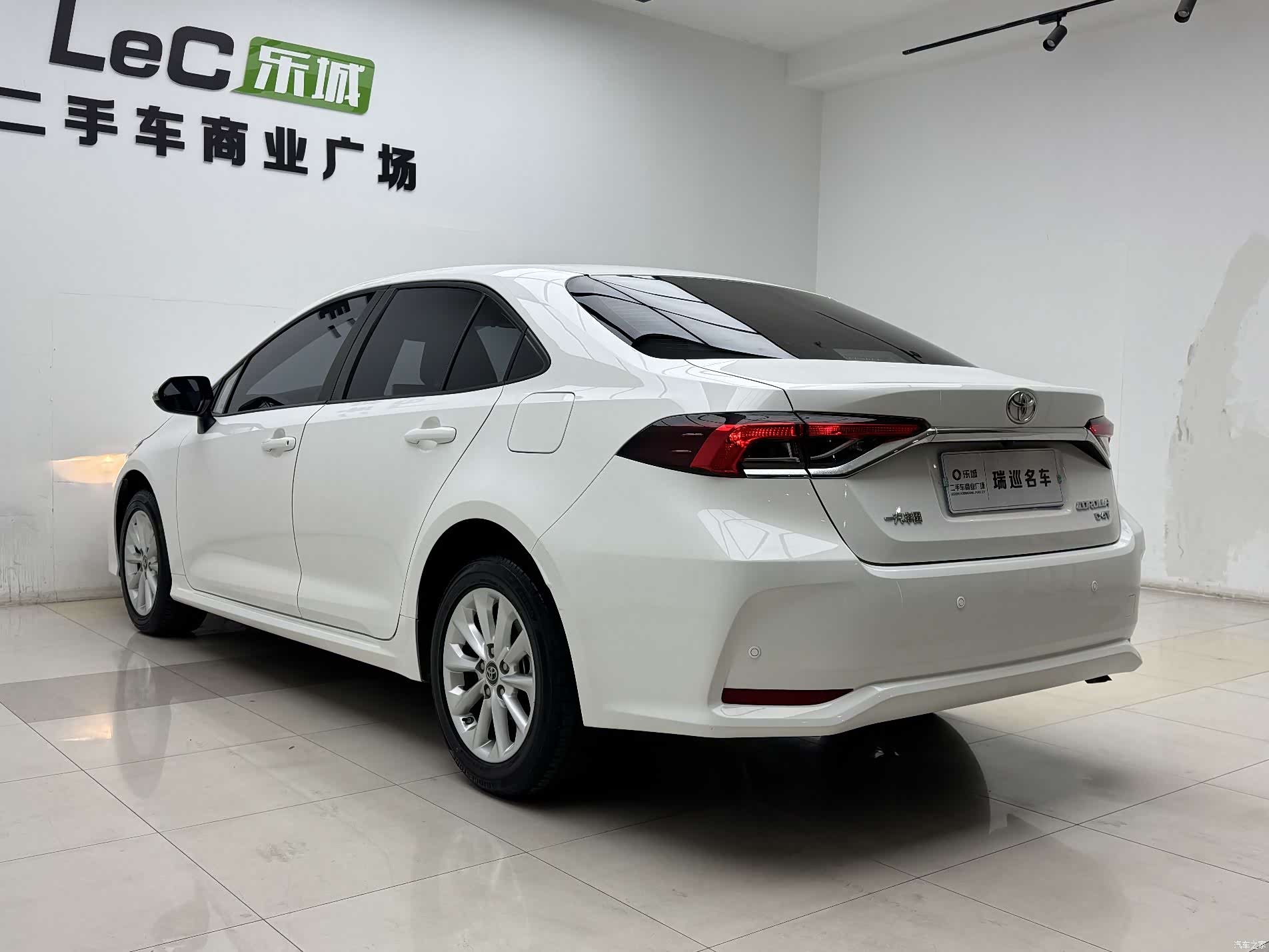Toyota Corolla, 2021 все фото