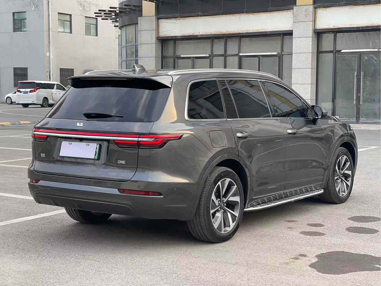 Li Auto ONE, 2022 13