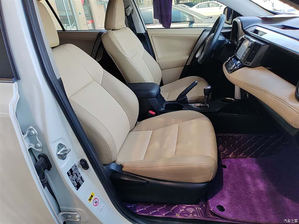 Toyota RAV4, 2014 25