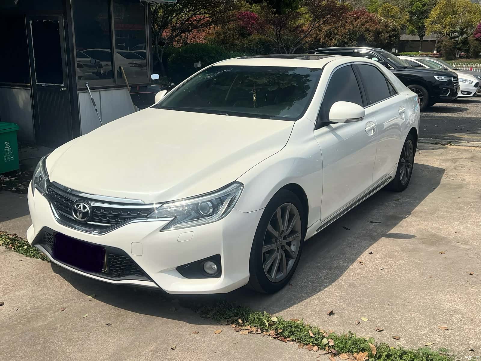 Toyota 2.5V, 2017 1