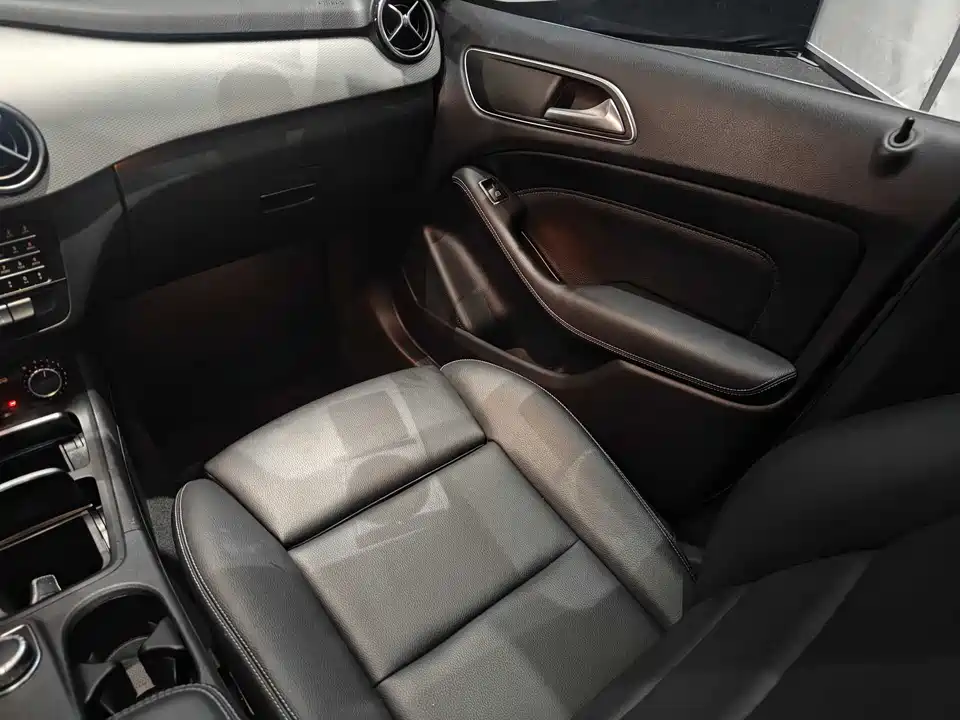 Mercedes-Benz Class B