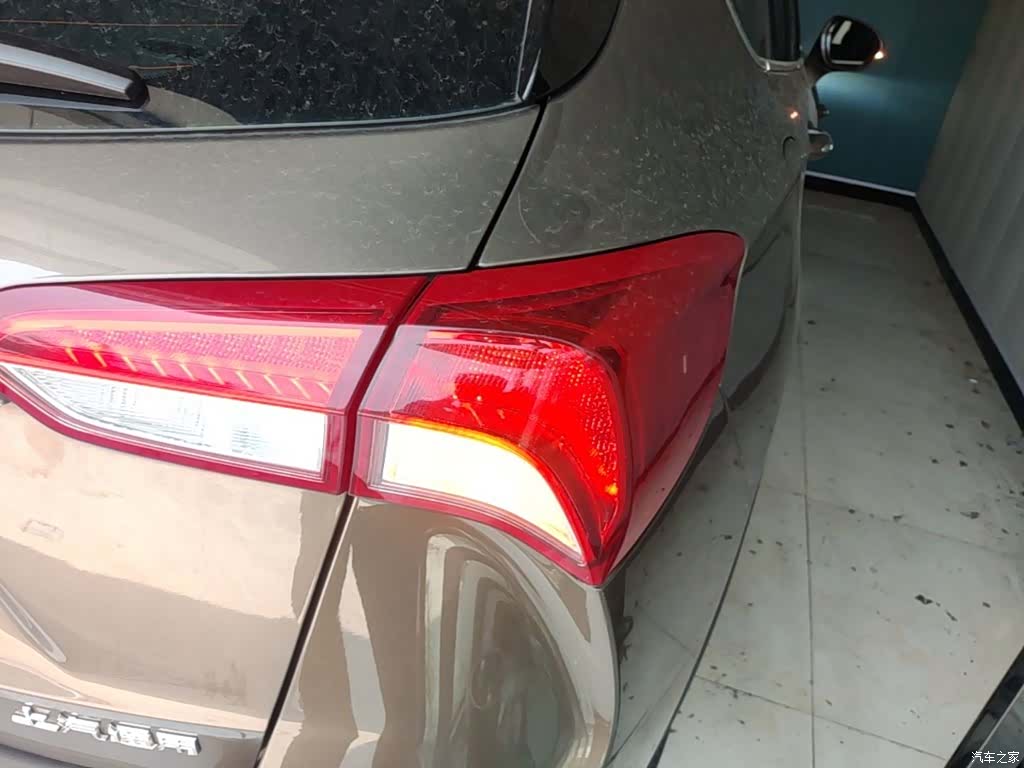 Buick Envision Plus, 2018 8