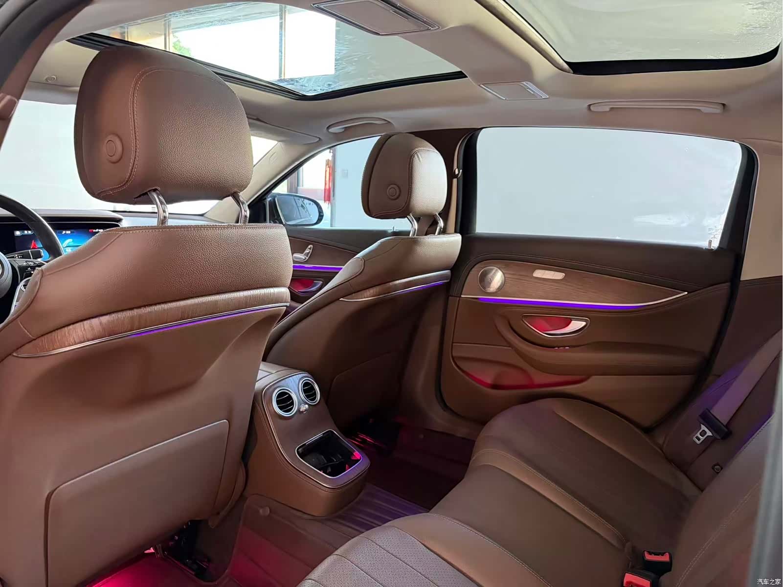 Mercedes-Benz E-Class, 2022 8