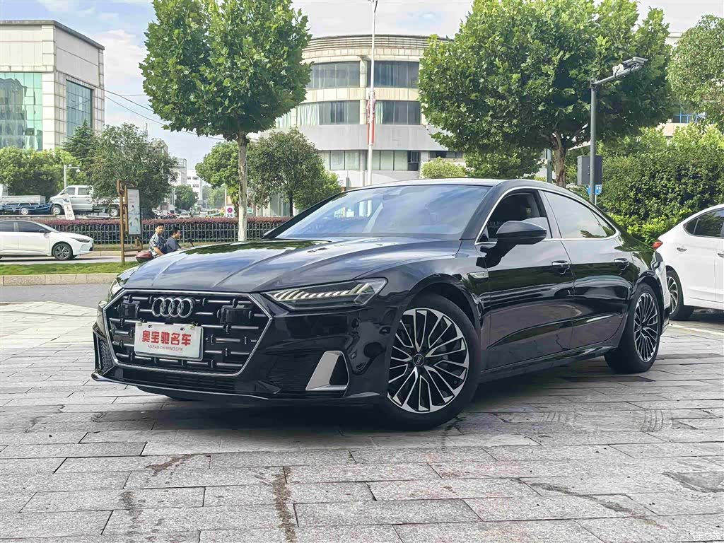 Audi A7L