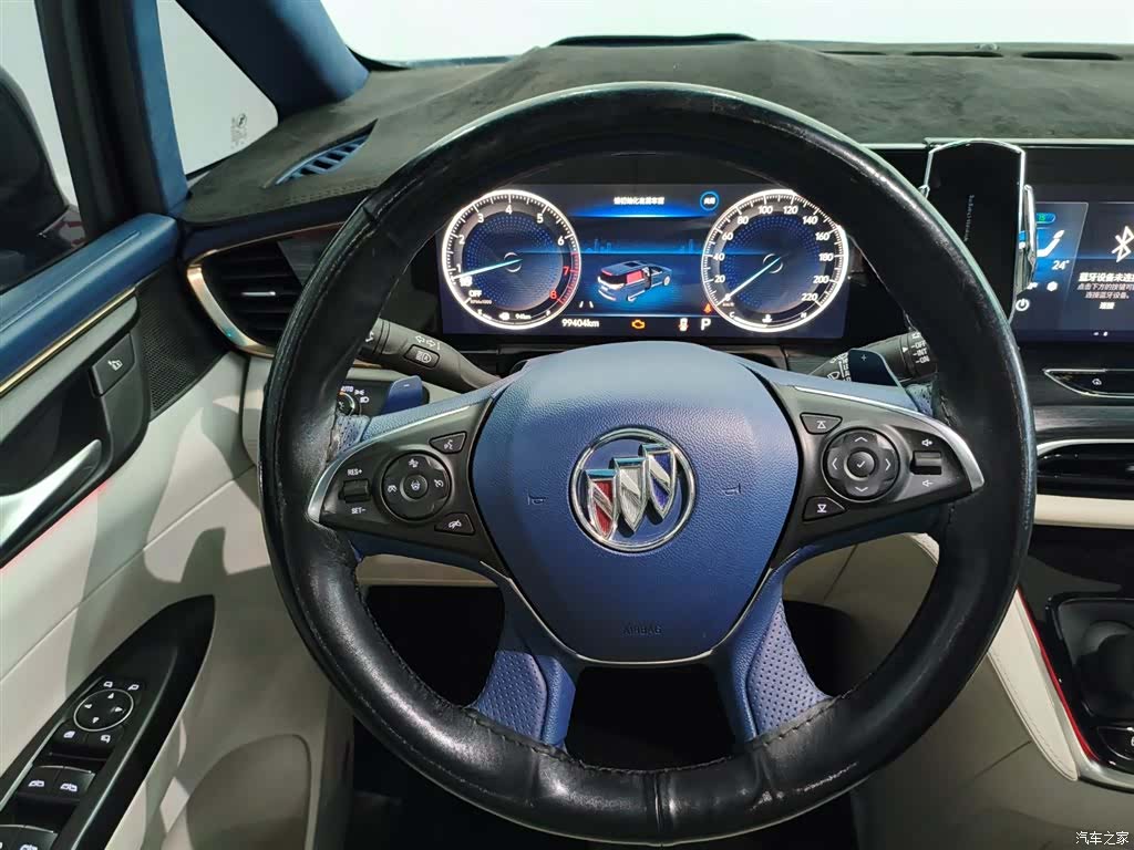 Buick GL8, 2023 9