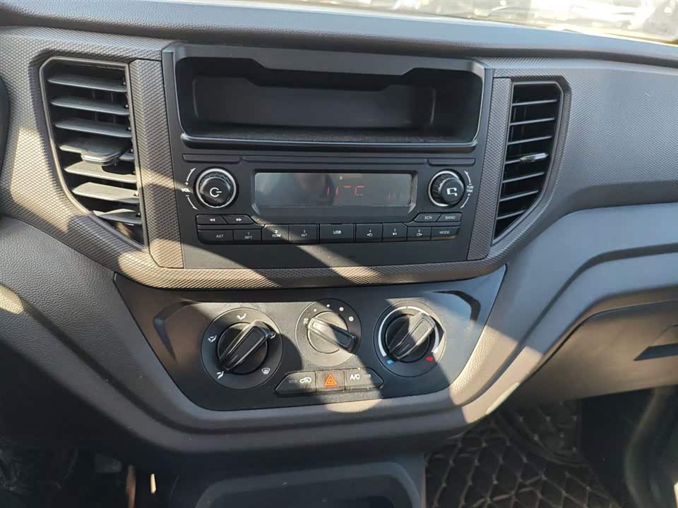 Wuling Wuling Hongguang V