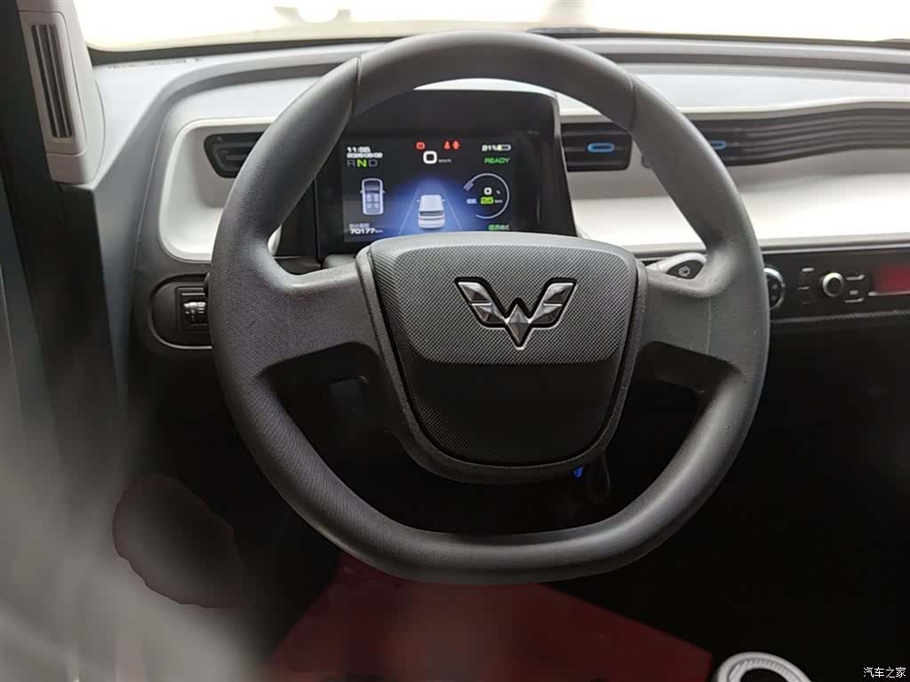 Wuling MINIEV, 2021 11