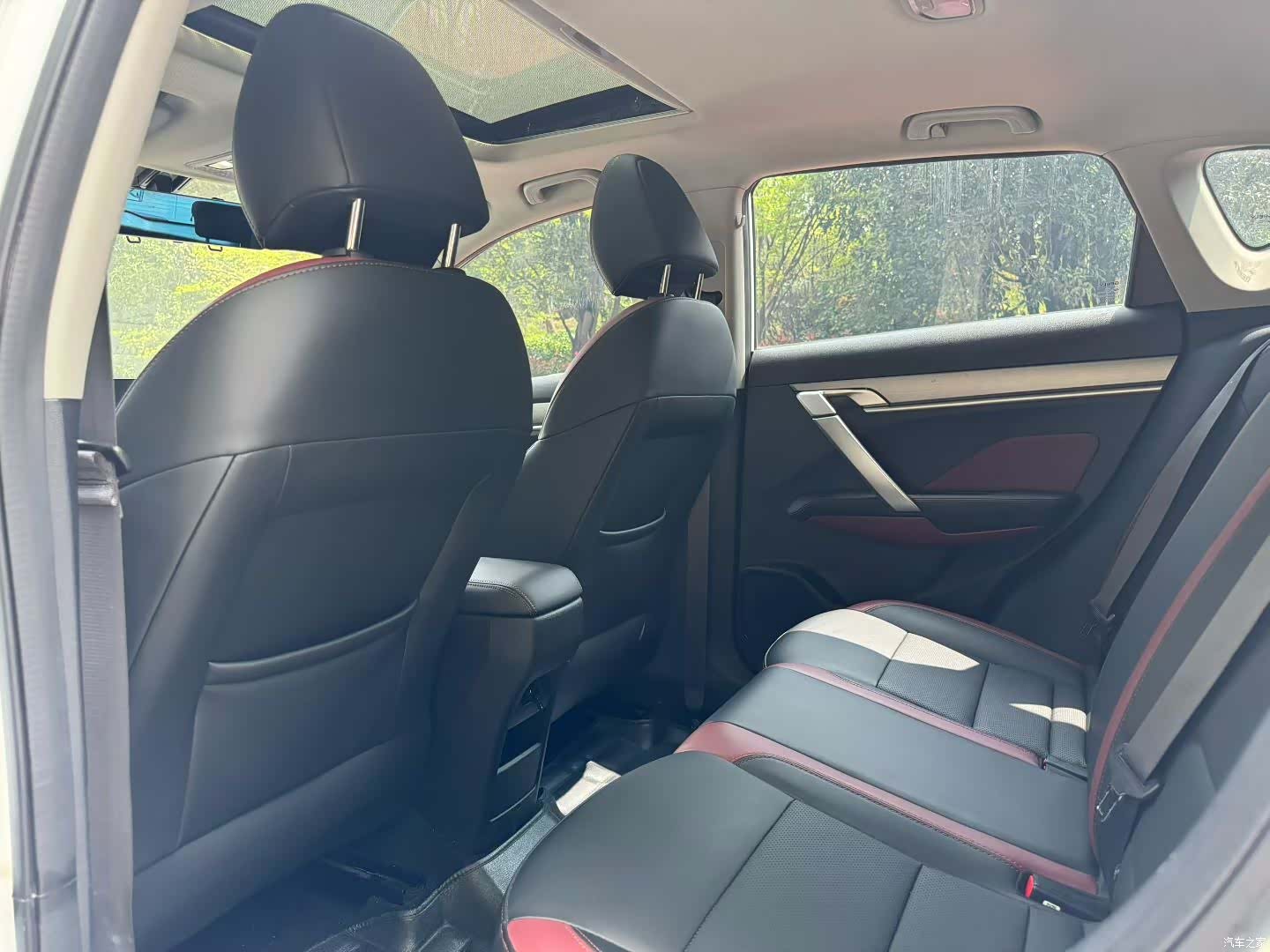 Geely Coolray, 2021 8