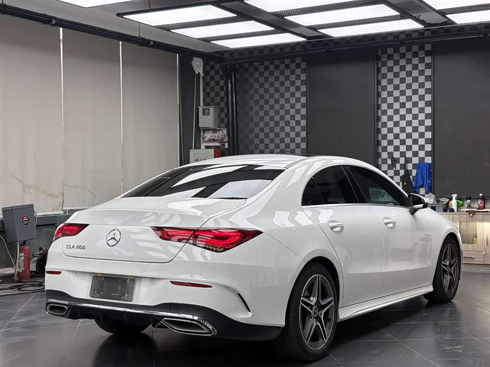 Mercedes-Benz CLA