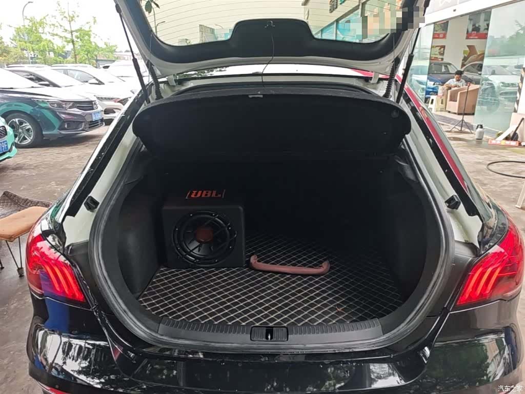 MG MG6, 2022 19