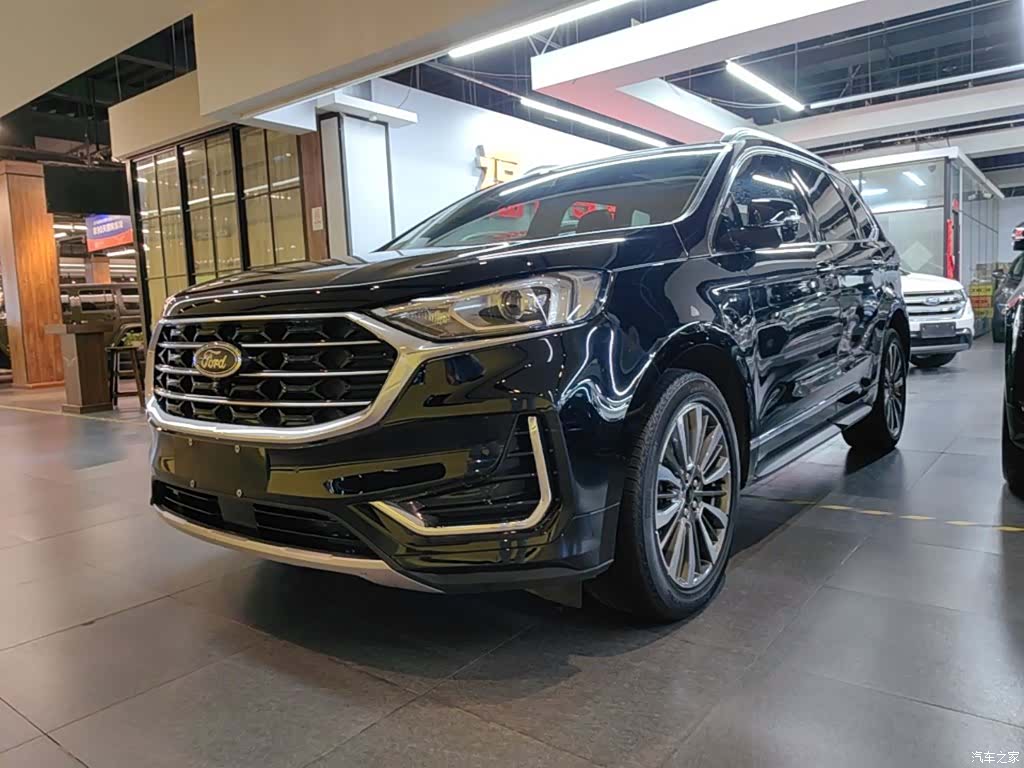 Ford Edge, 2022 2