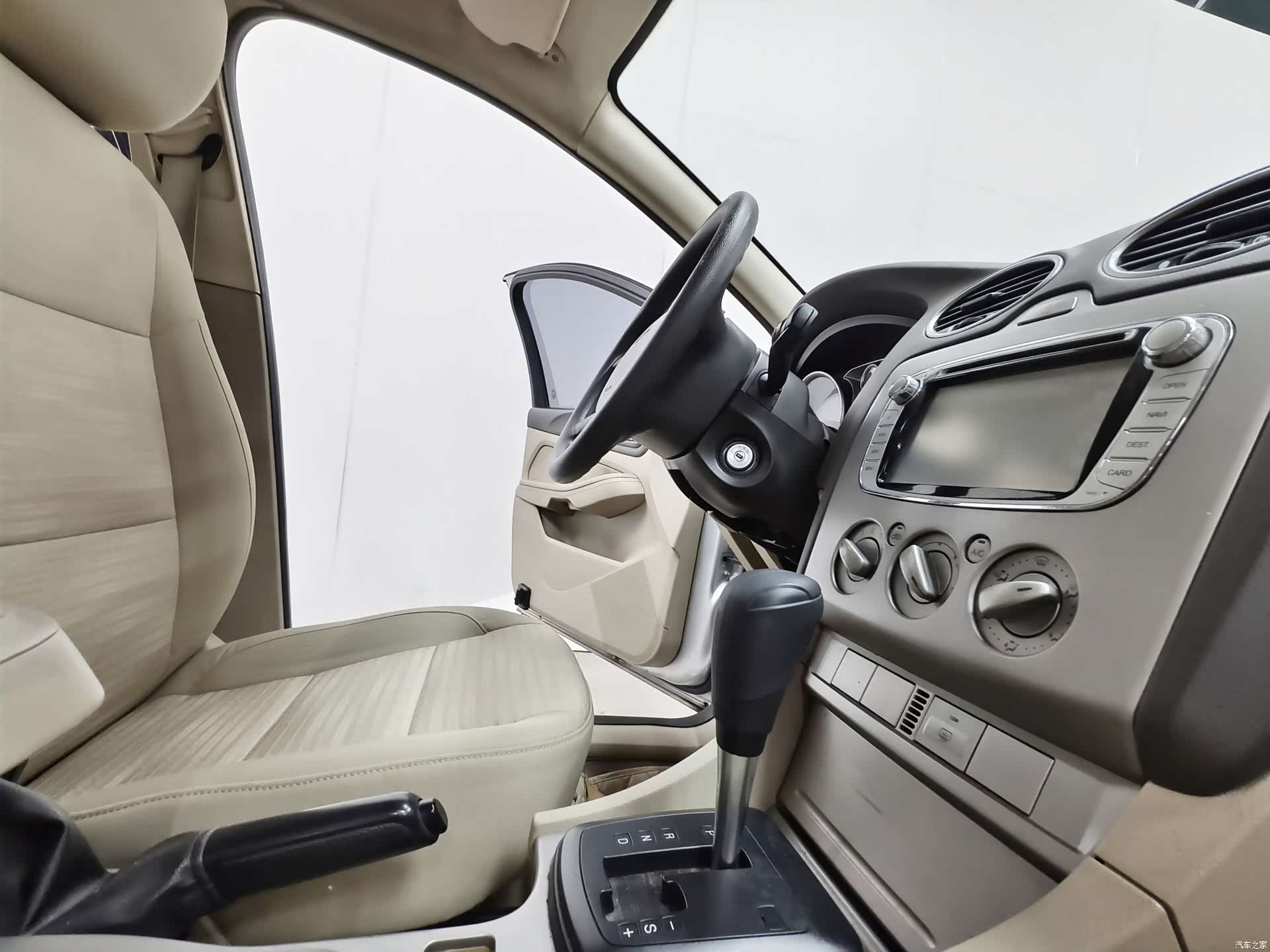 Ford Focus, 2013 15