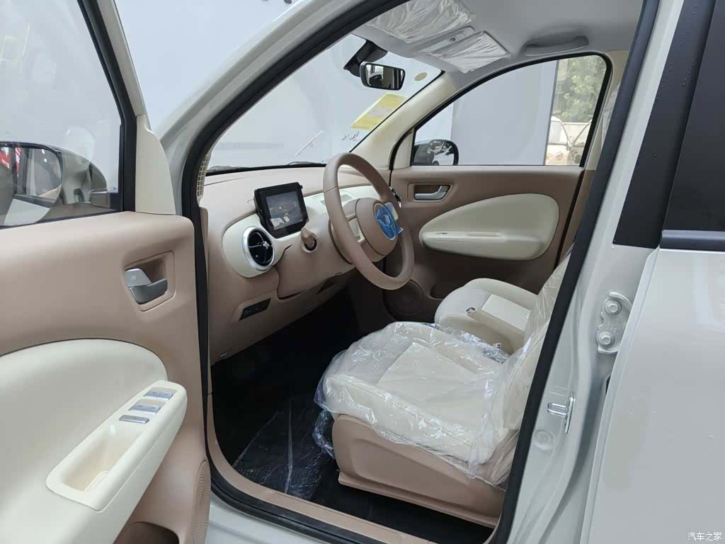 Wuling MINIEV, 2026 7