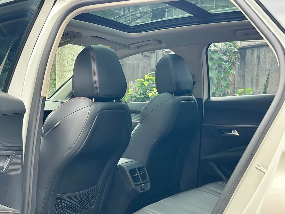 Peugeot 4008 Peugeot 4008