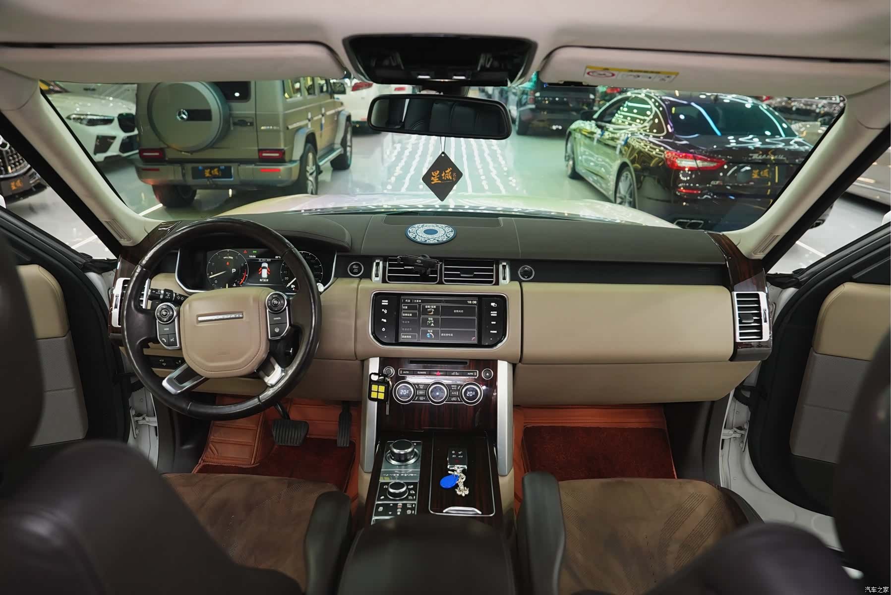Land Rover Range Rover, 2015 10
