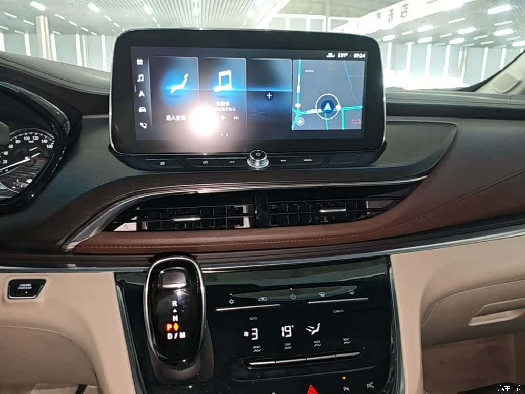 Buick GL8, 2021 13